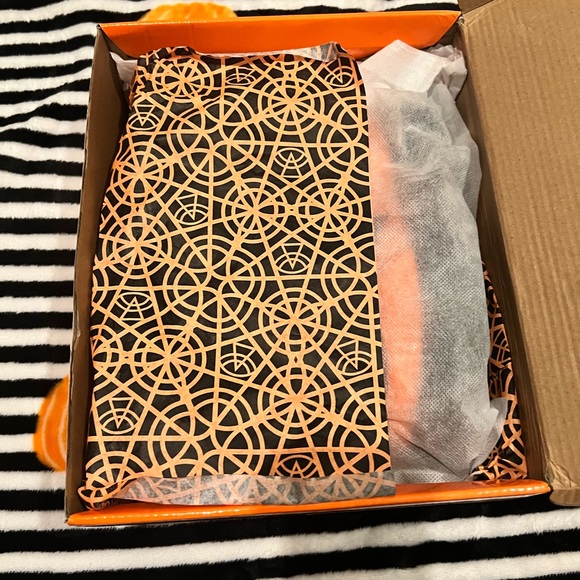 Strangecvlt Krypt Scary Jack Orange Glitter SIZE 6 - Picture 9 of 10